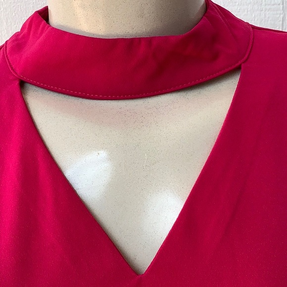 Simply Styled Petite Long-sleeve Blouse V-Front - Picture 2 of 9